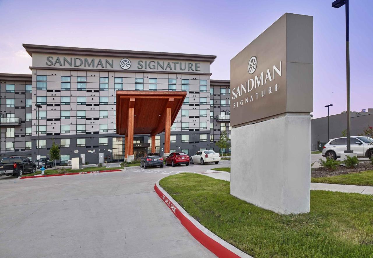 Sandman Signature Plano-frisco Plano